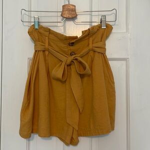 Altar’d State Yellow Button-up Short w Belt